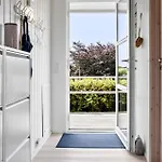 2 Bedroom Cozy In *